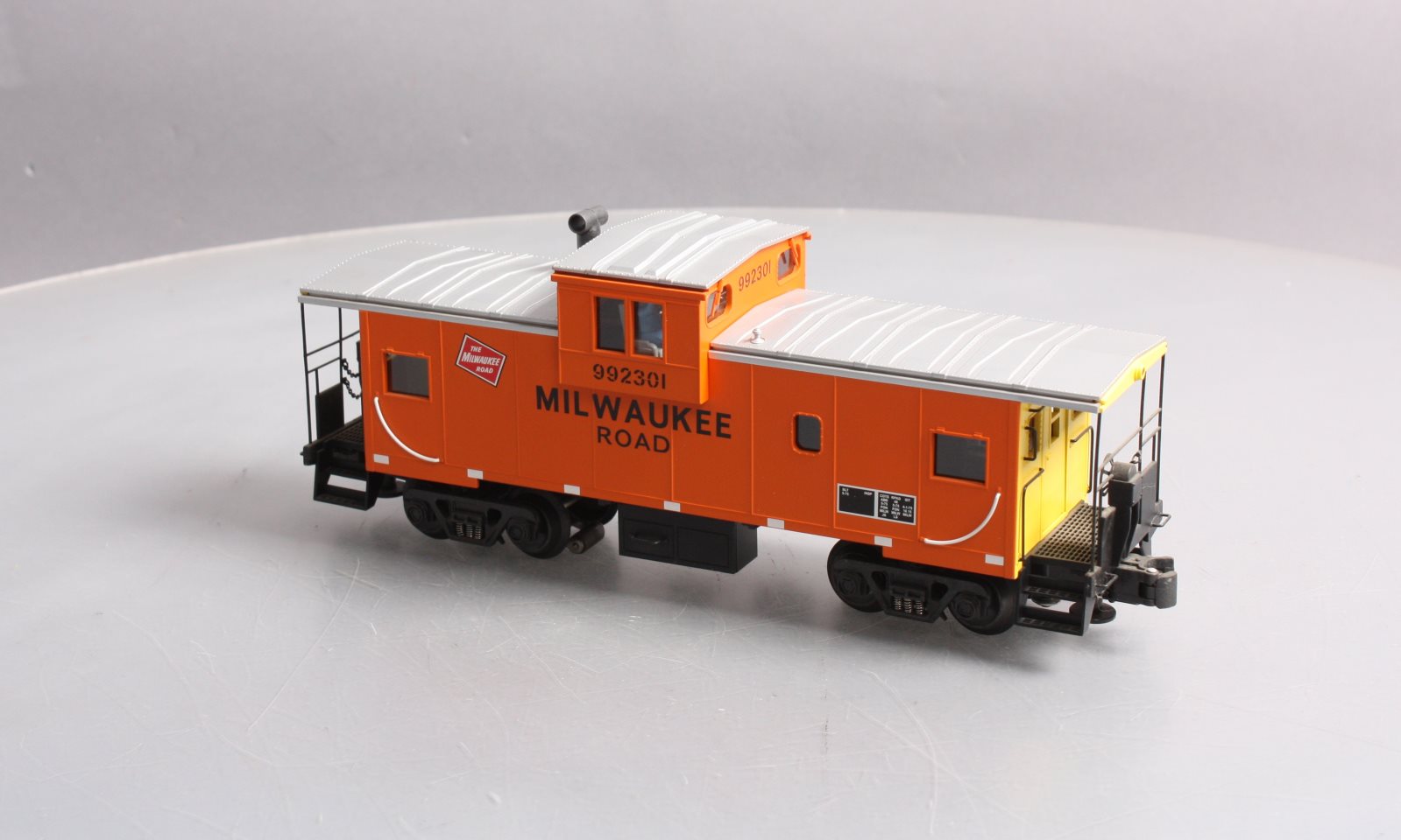 K-Line K618-1371 O Milwaukee Road Modern Illuminated Caboose NIB
