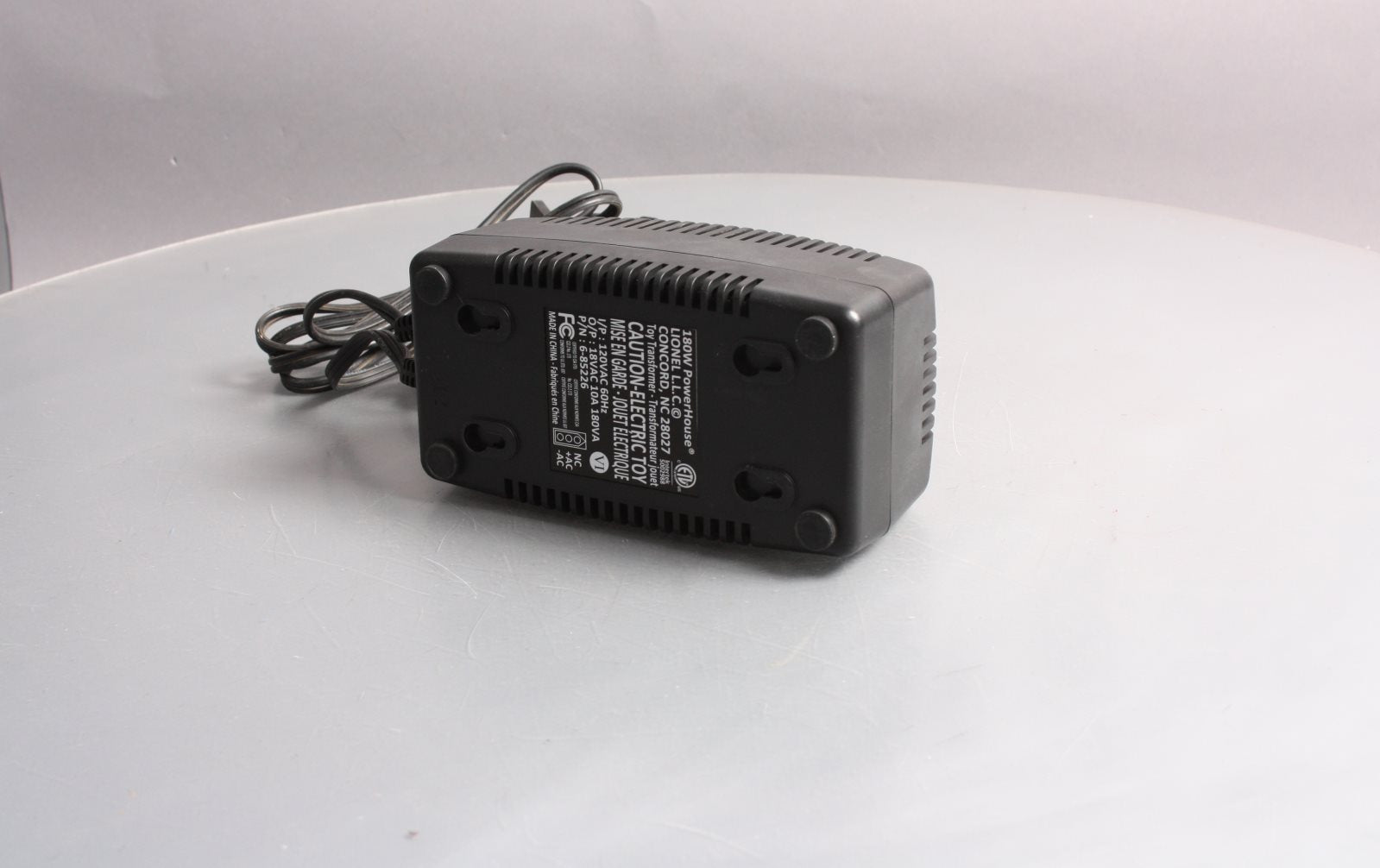 Lionel 6-85226 O 180W New Powerhouse Watt 10A Power Supply LN/Box