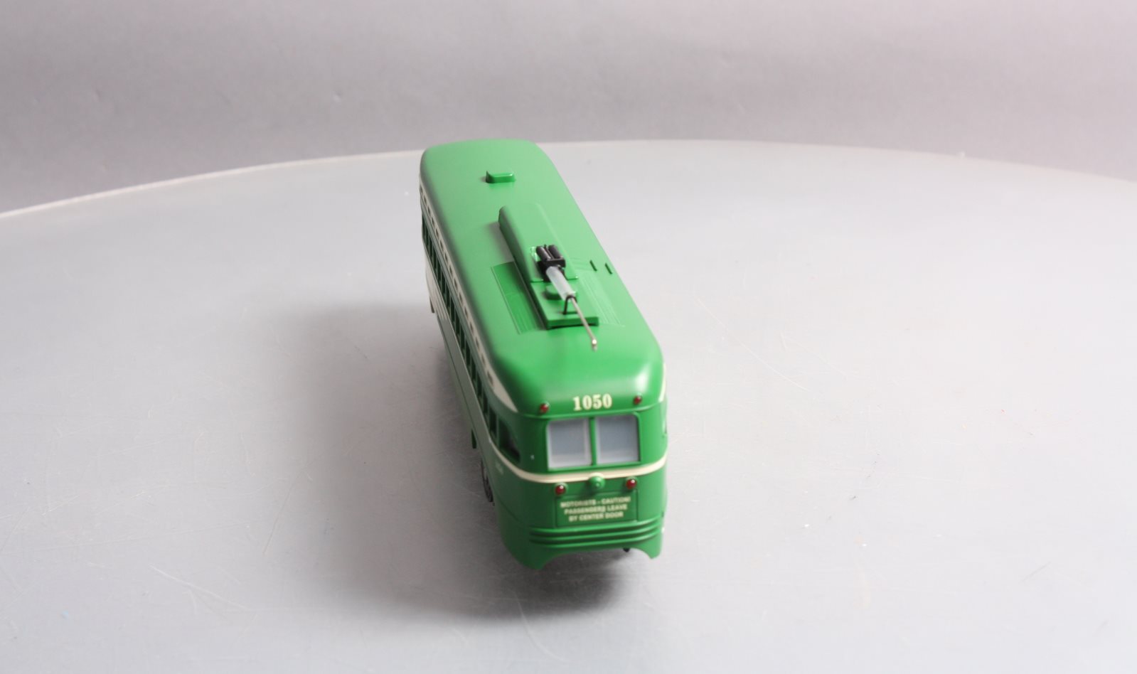 MTH 30-2504-1 O Gauge San Francisco PCC Street Car w/PS1 #1050 EX/Box