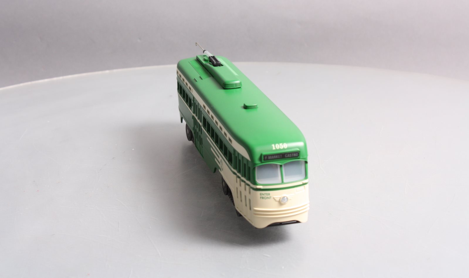 MTH 30-2504-1 O Gauge San Francisco PCC Street Car w/PS1 #1050 EX/Box
