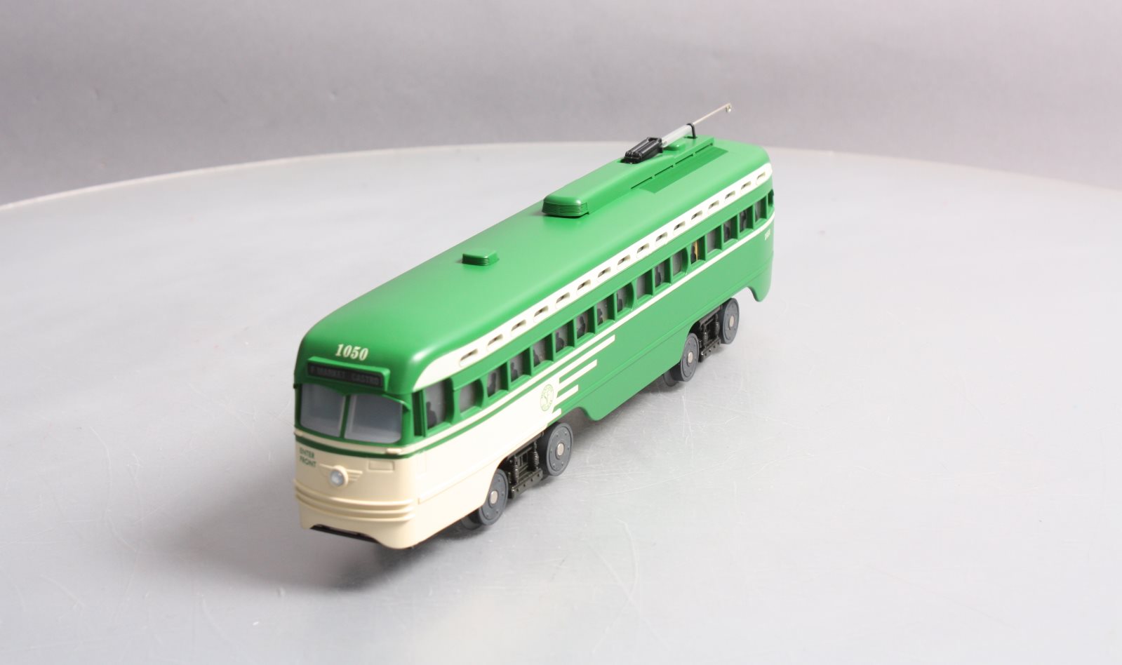 MTH 30-2504-1 O Gauge San Francisco PCC Street Car w/PS1 #1050 EX/Box