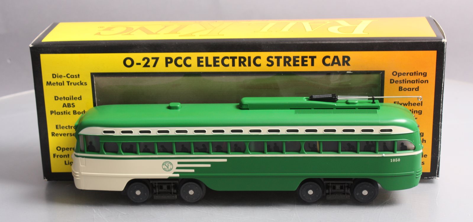 MTH 30-2504-1 O Gauge San Francisco PCC Street Car w/PS1 #1050 EX/Box
