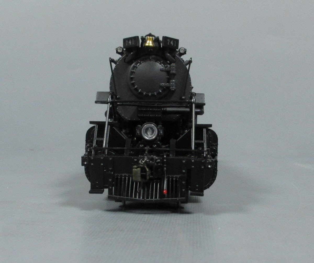 Lionel 6-38032 O Gauge Virginian 2-8-8-2 Steam Locomotive & Tender #741 EX/Box
