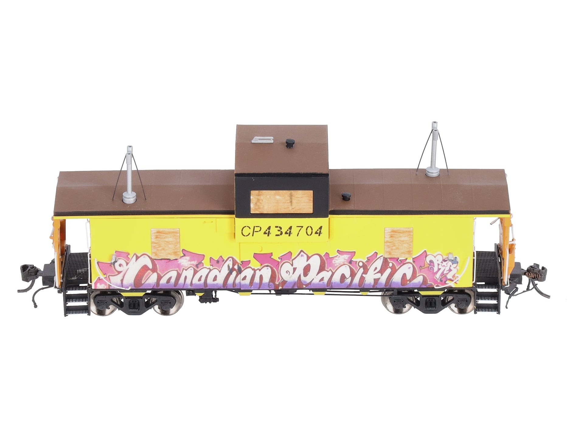 Rapido Trains 110123 HO CP Graffiti Angus Wide-Vision Caboose #434704 LN/Box