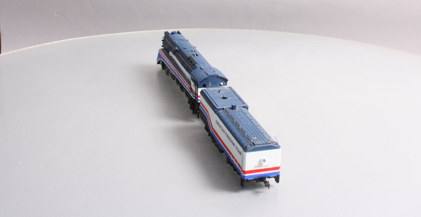 Lionel HO GS-4 Northern American Freedom Train 4-8-4 Steam Loco and Tender #4449 LN/Box