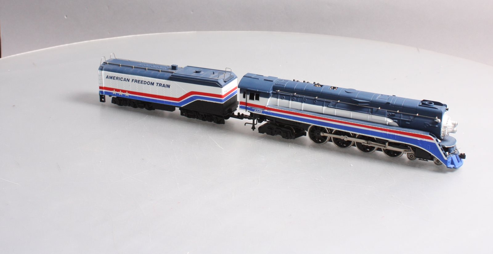 Lionel HO GS-4 Northern American Freedom Train 4-8-4 Steam Loco and Tender #4449 LN/Box