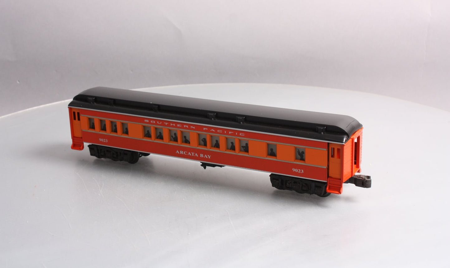 Lionel 6-19023 O Gauge Southern Pacific "Arcata Bay" Madison Passenger Car LN/Box