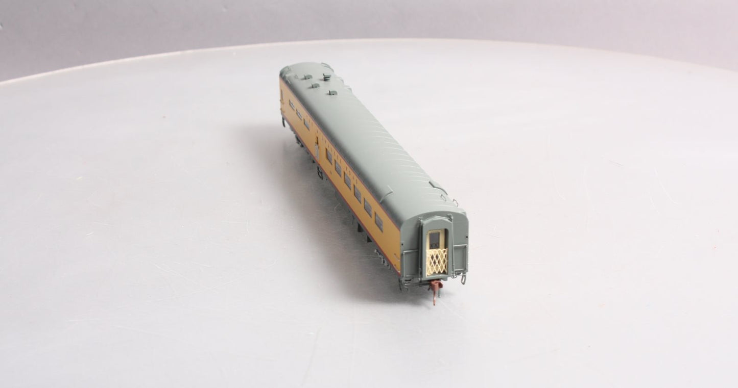 Rapido Trains 124033 HO Scale Milwaukee Road Lightweight Diner #125
