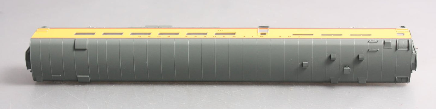 Rapido Trains 124033 HO Scale Milwaukee Road Lightweight Diner #125