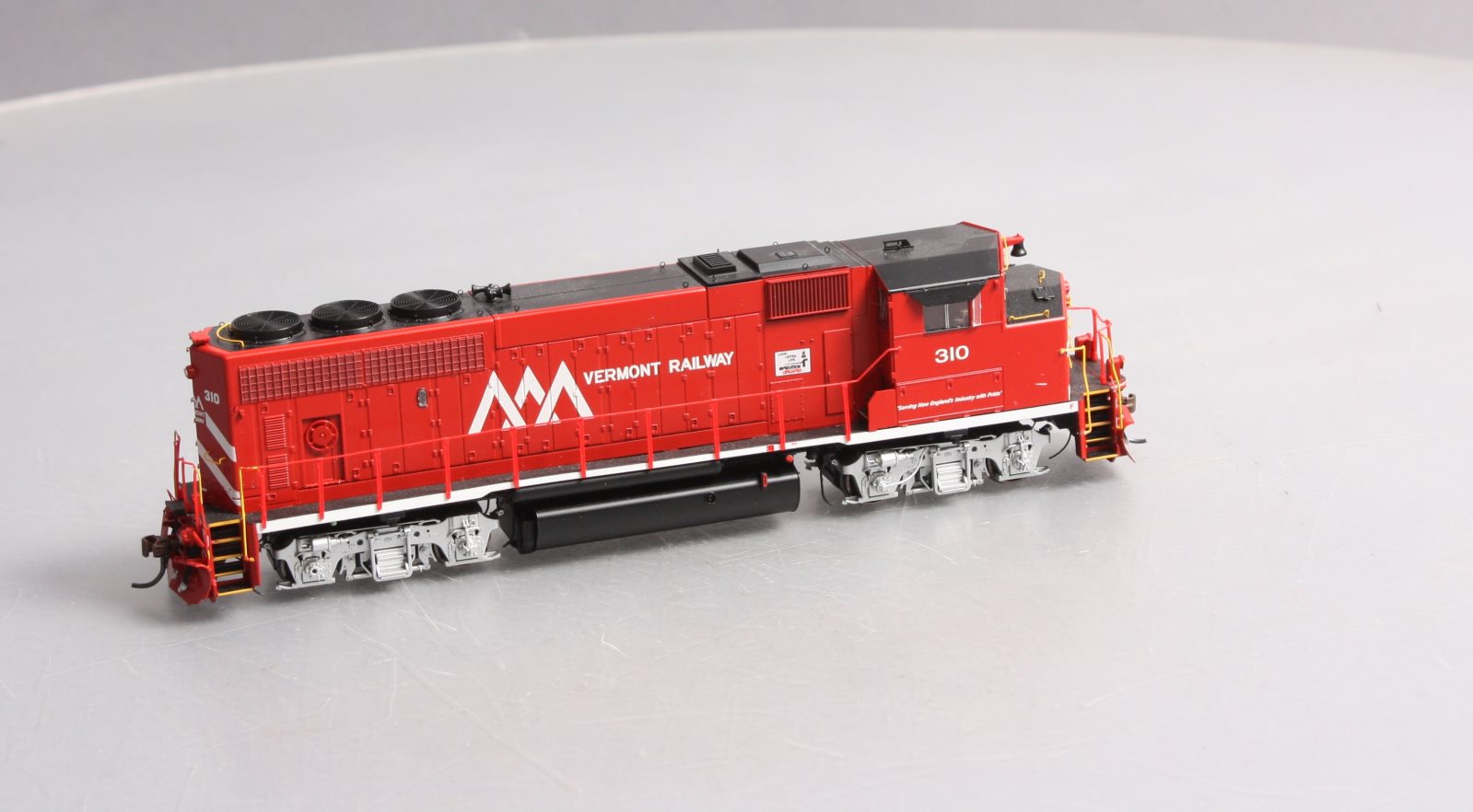 Athearn G40782 HO Vermont Railway GP40-2W #310