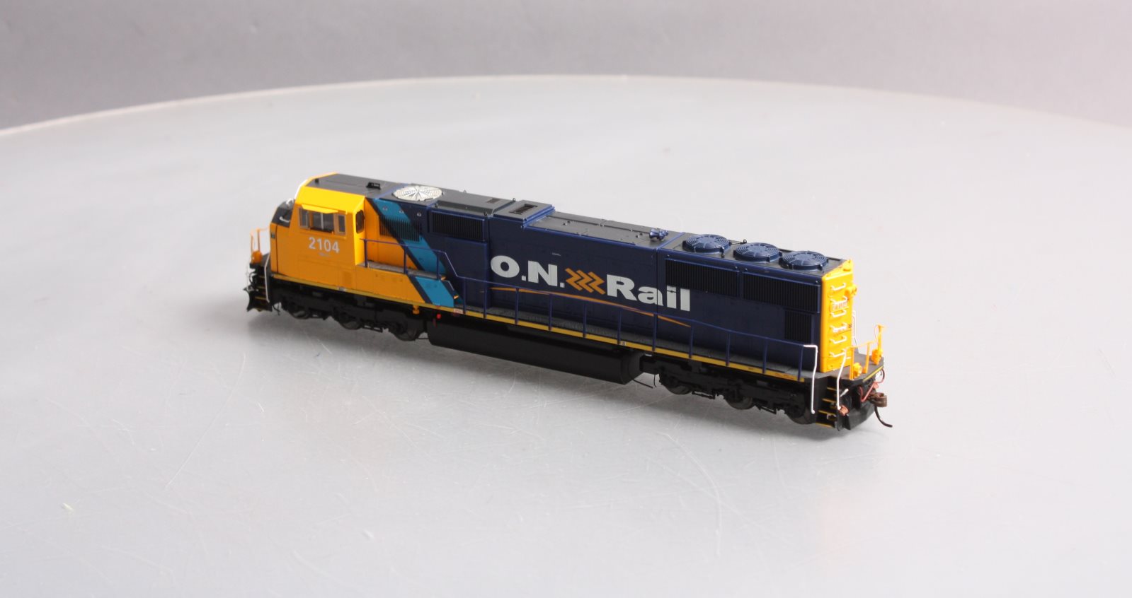 Athearn G69561 HO Ontario Northland Rail SD75I Diesel with DCC & Sound #2104