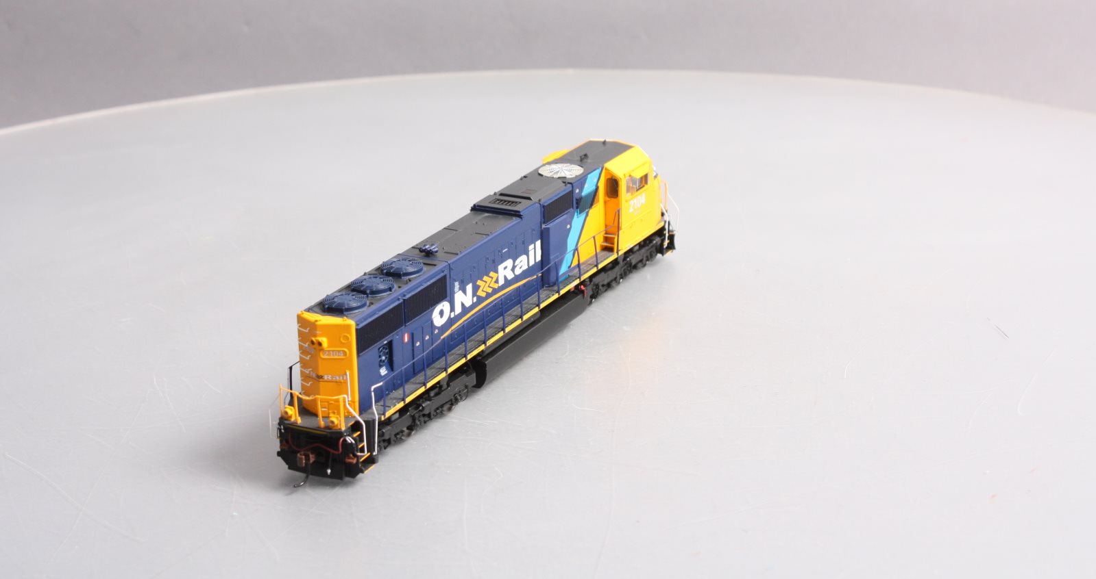 Athearn G69561 HO Ontario Northland Rail SD75I Diesel with DCC & Sound #2104