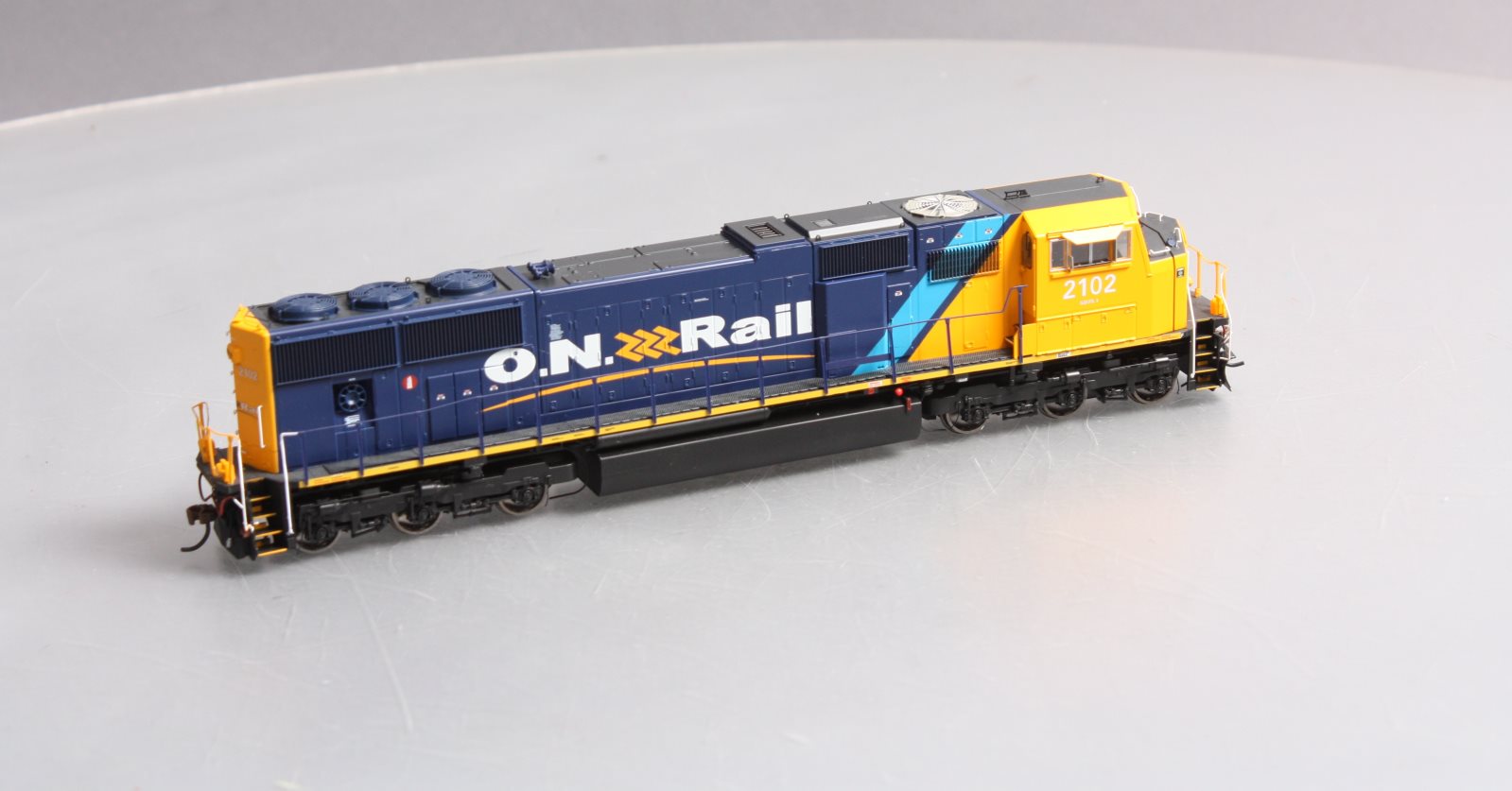 Athearn G69560 HO Ontario Northland Rail SD75I Diesel with DCC & Sound #2102