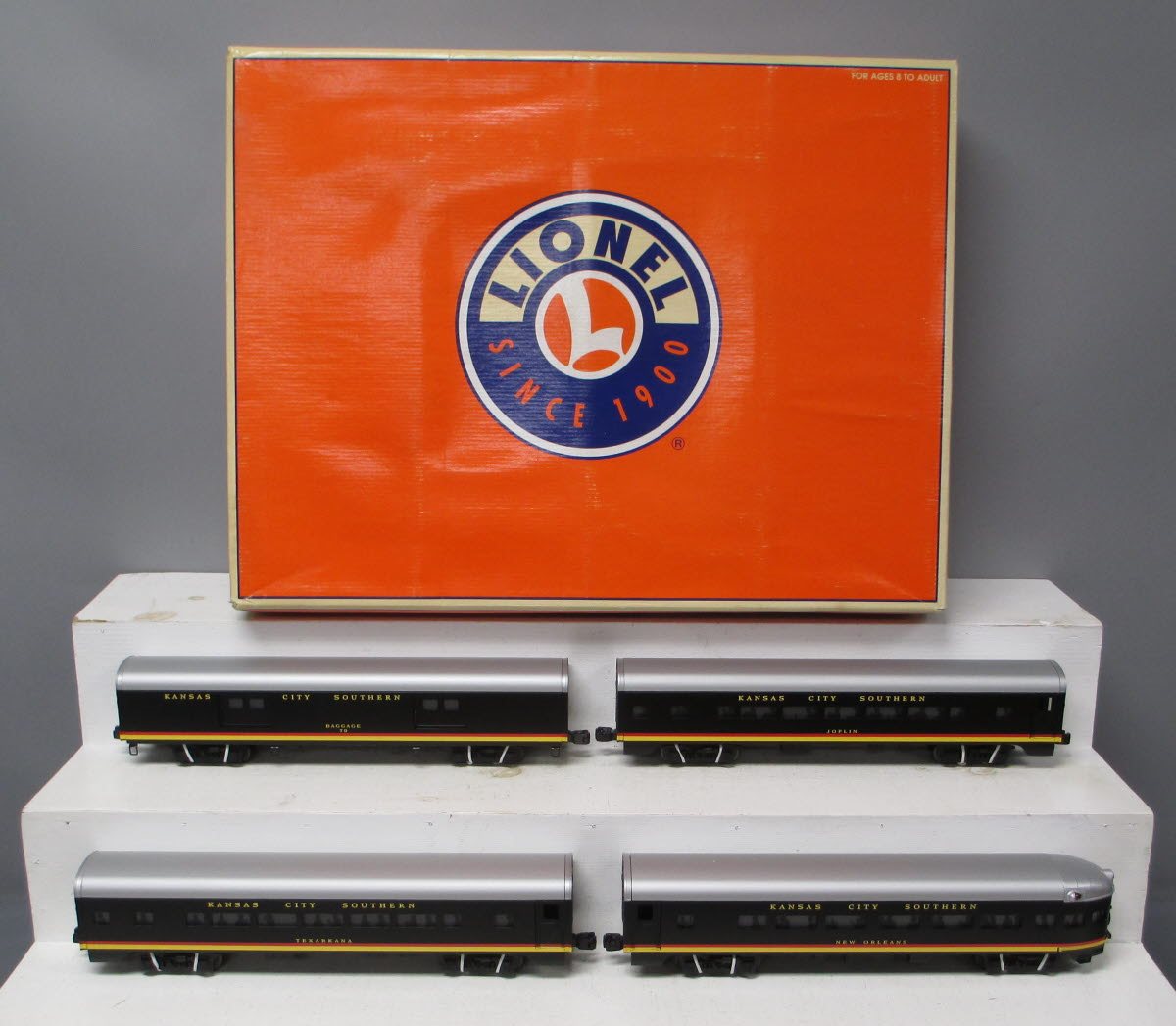Lionel 6-19194 O Gauge KCS Aluminum 4-Car Passenger Set LN/Box