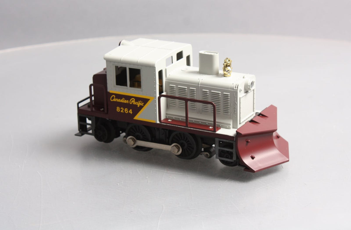 Lionel 6-8264 O Gauge Canadian Pacific Diesel Snowplow Locomotive EX/Box