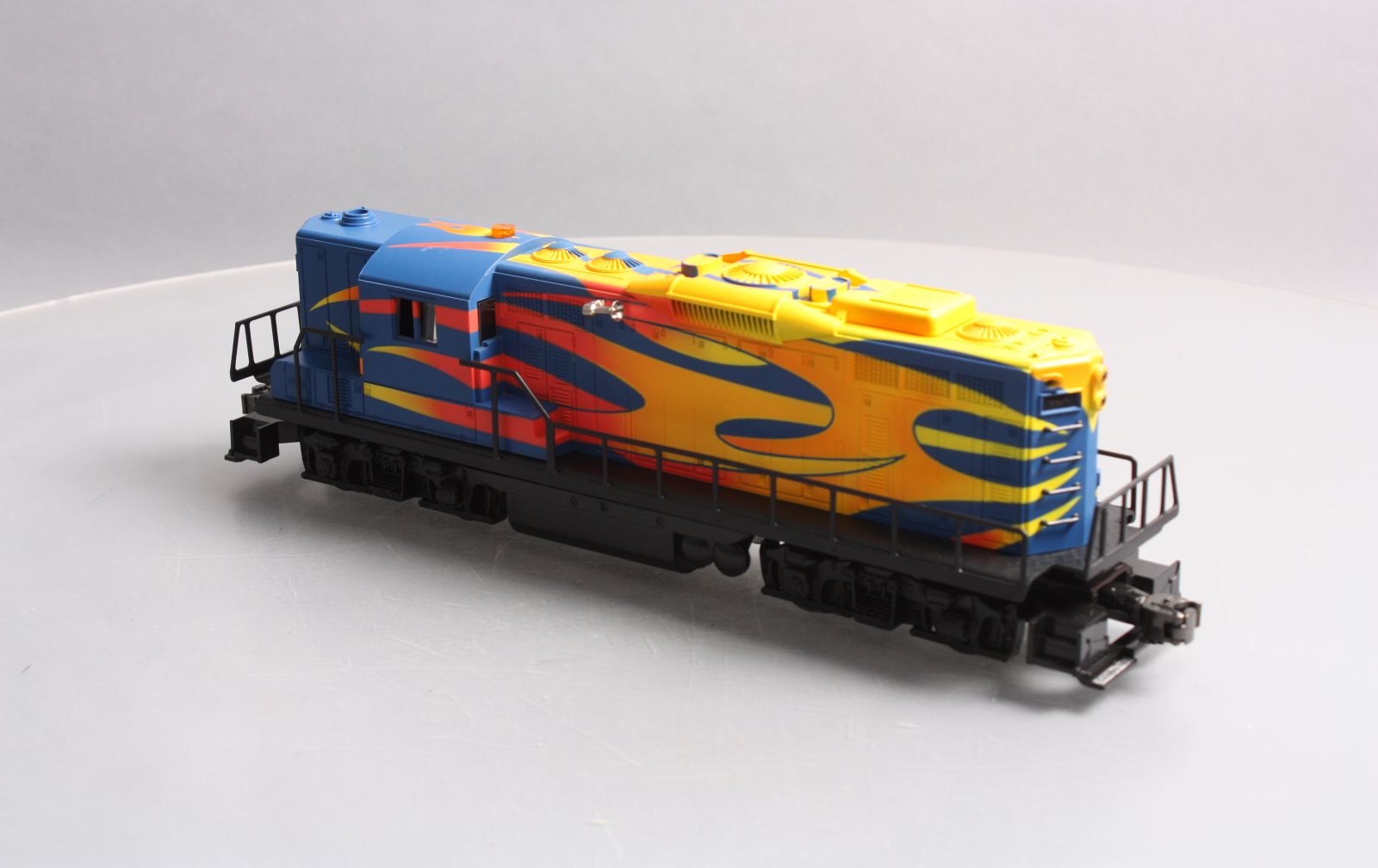 Lionel 6-18575 O Custom Series-1 'Hot Rod GP-9 Diesel Locomotive w/RS NIB