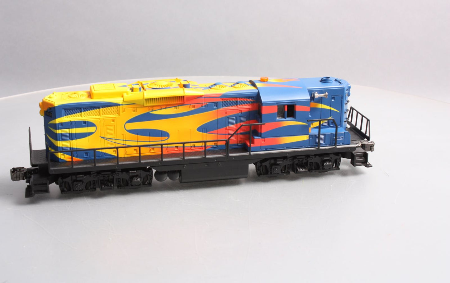 Lionel 6-18575 O Custom Series-1 'Hot Rod GP-9 Diesel Locomotive w/RS NIB