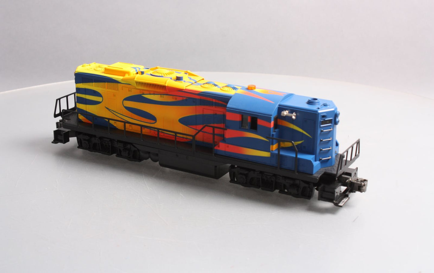 Lionel 6-18575 O Custom Series-1 'Hot Rod GP-9 Diesel Locomotive w/RS NIB