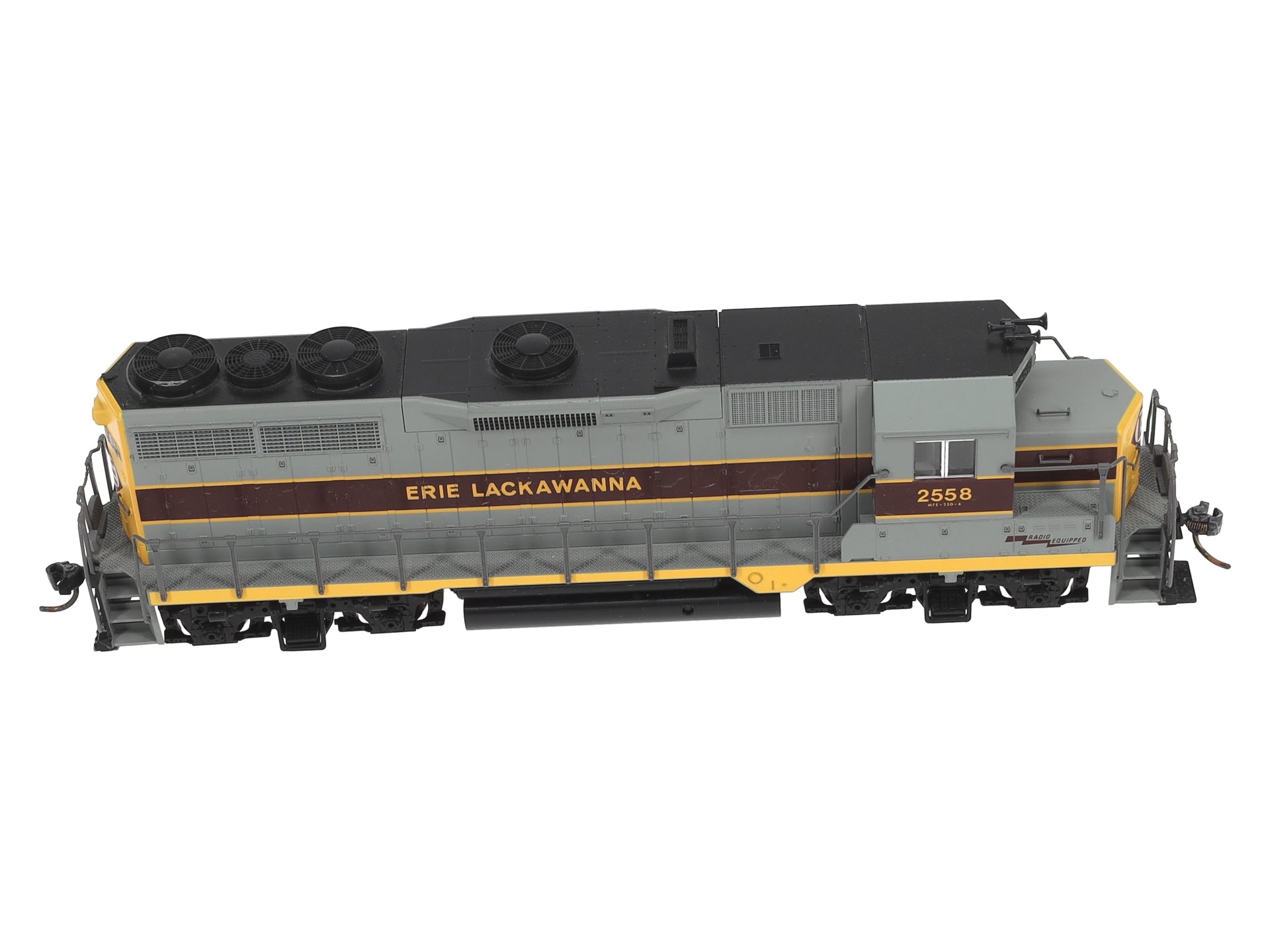 Kato 37-04B HO Scale Erie Lackawanna GP-35 Diesel Locomotive #2558 LN/Box