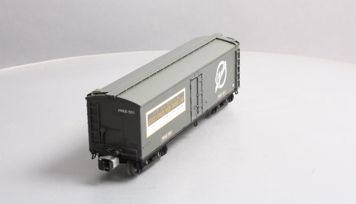 Lionel 6-17332 O Gauge Pfaudler Milk Billboard Refrigeraor Car w/ Tanks #501 NIB