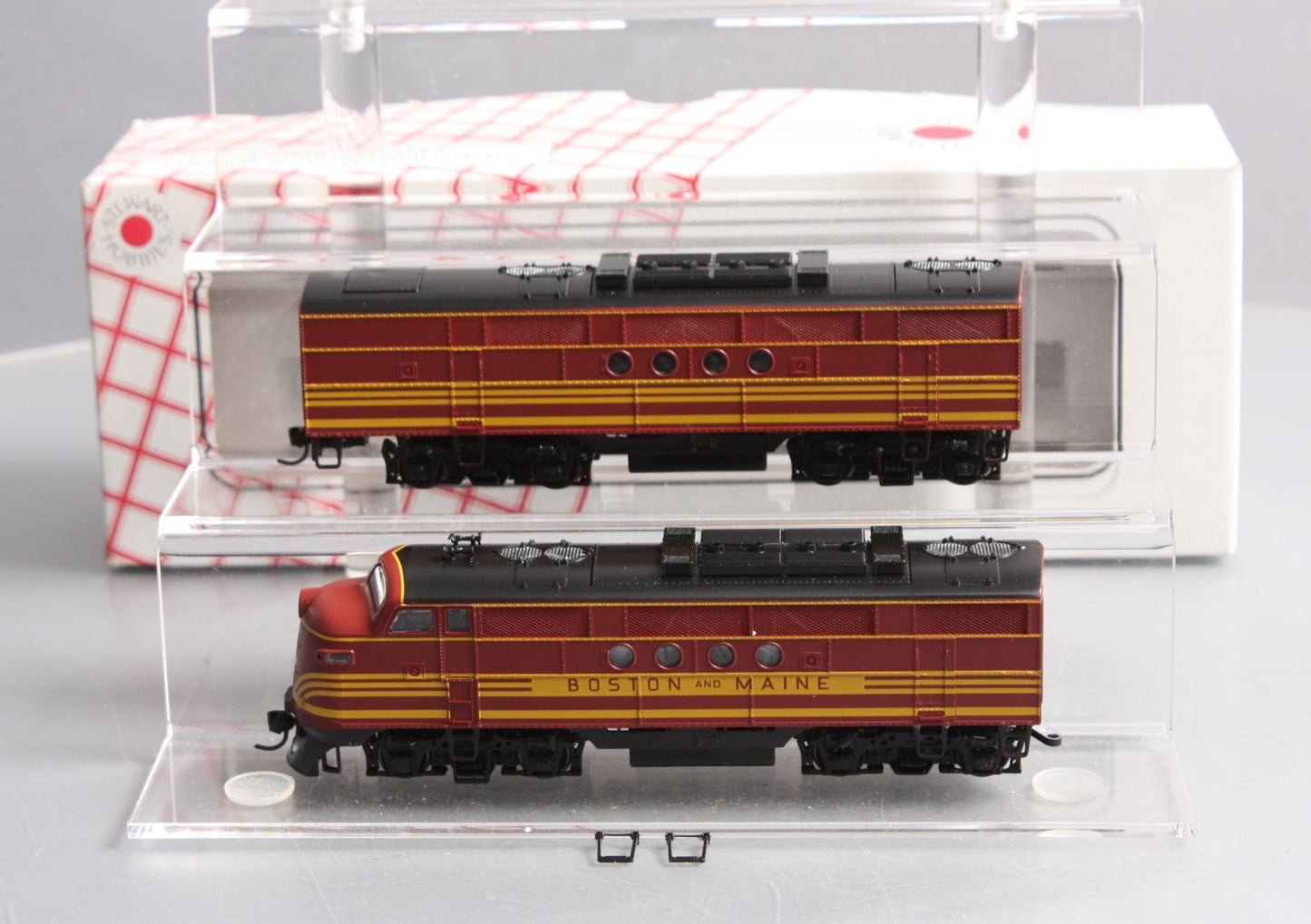 Stewart 5030 HO Boston & Maine FT A/B Powered/Dummy Diesel Locomotive Set MT/Box