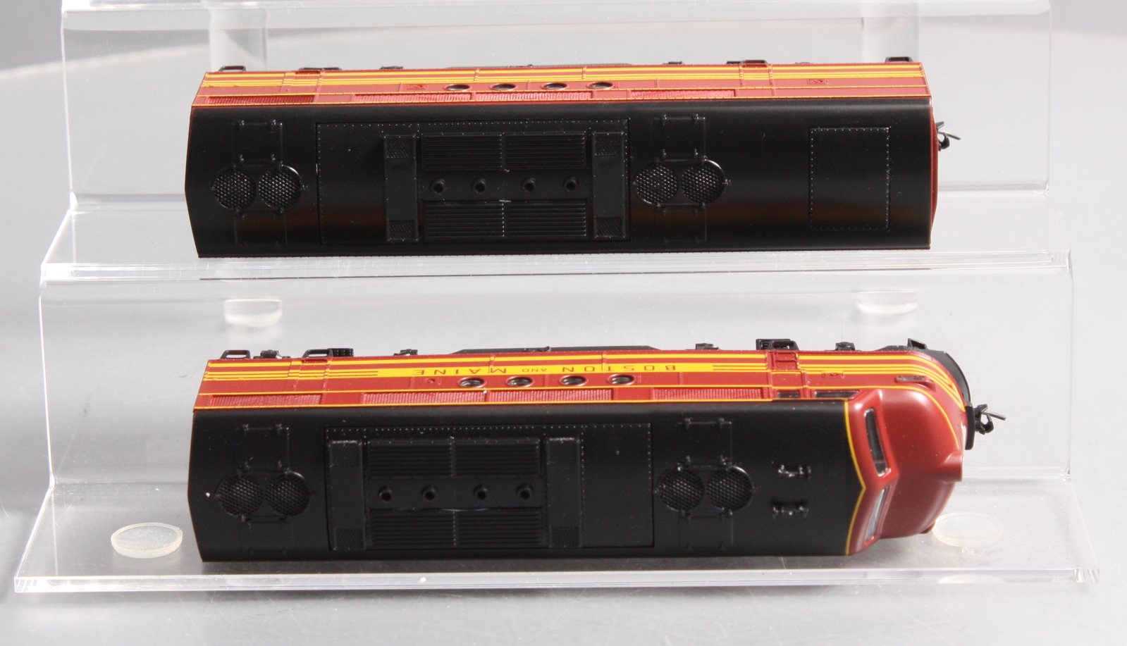 Stewart 5030 HO Boston & Maine FT A/B Powered/Dummy Diesel Locomotive Set MT/Box
