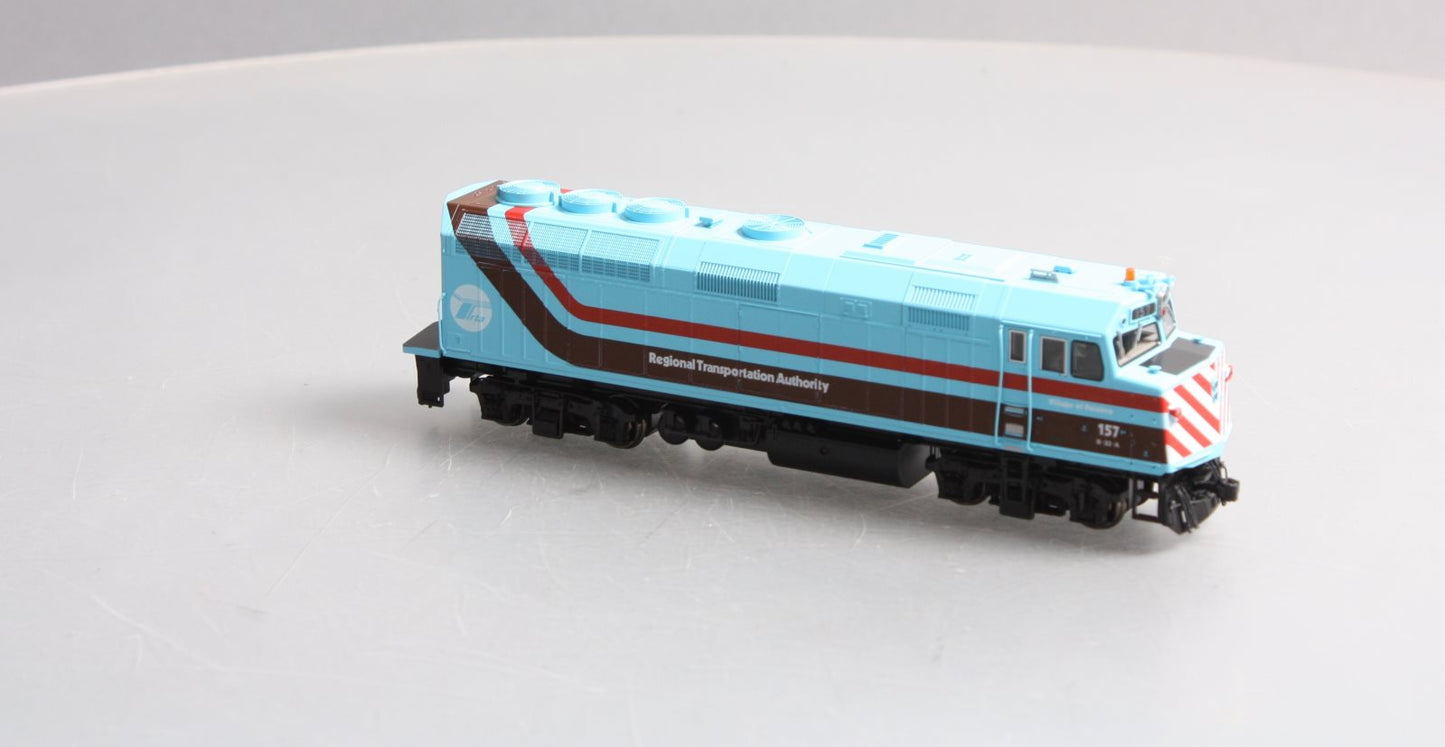 Kato 37-6562 HO Chicago RTA EMD F40PH Diesel Locomotive #157