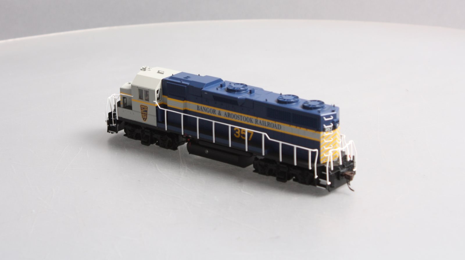 Atlas 10003208 HO Bangor & Aroostook GP38 Diesel Locomotive #357