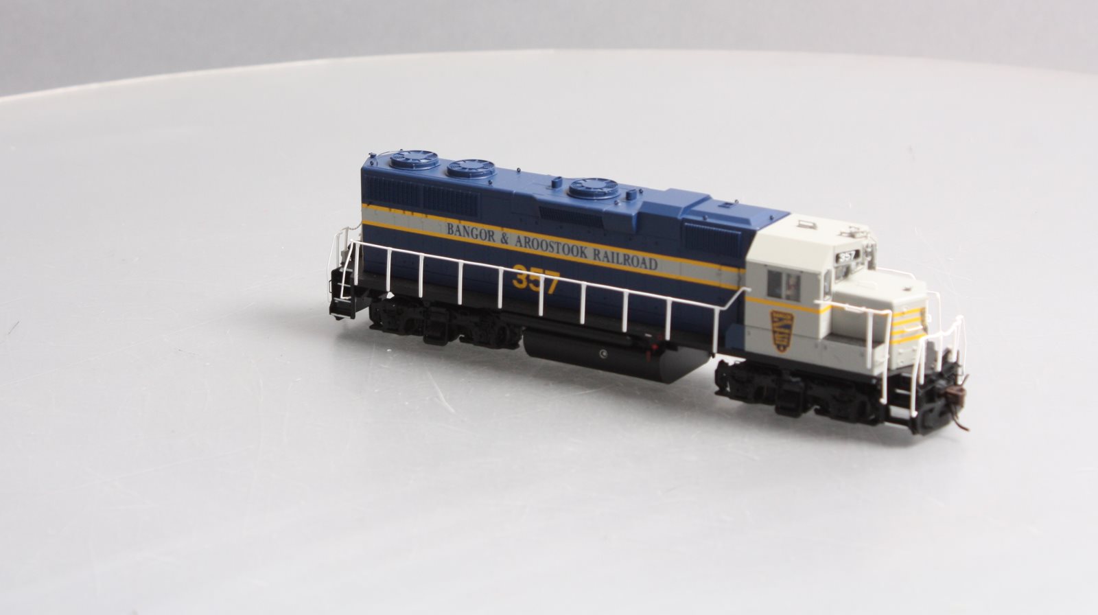 Atlas 10003208 HO Bangor & Aroostook GP38 Diesel Locomotive #357