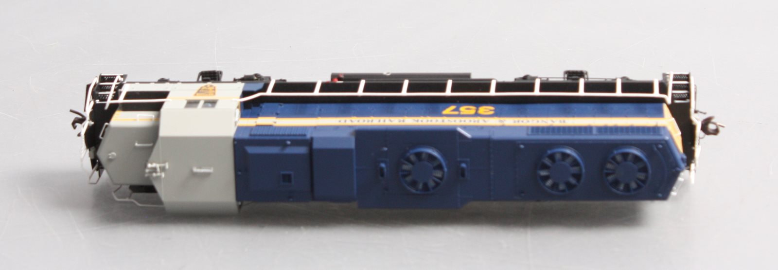 Atlas 10003208 HO Bangor & Aroostook GP38 Diesel Locomotive #357
