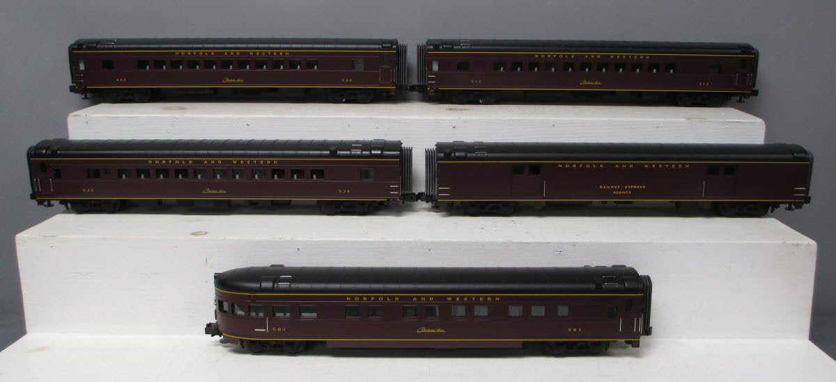 MTH 20-6514 O Gauge Norfolk & Western 70' Streamlined 5-Car Passenger Set LN/Box