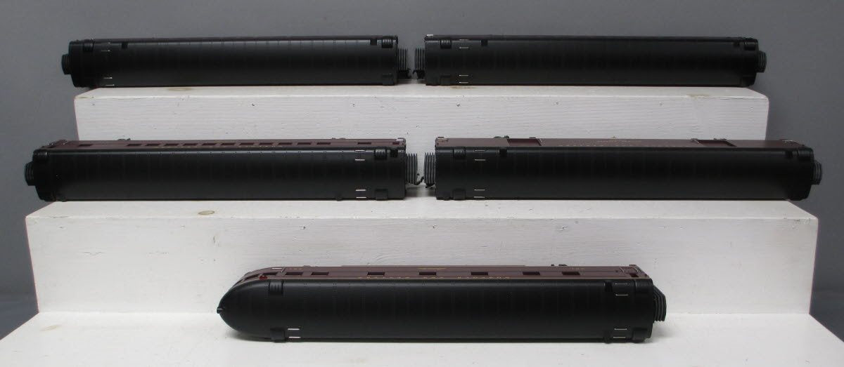 MTH 20-6514 O Gauge Norfolk & Western 70' Streamlined 5-Car Passenger Set LN/Box