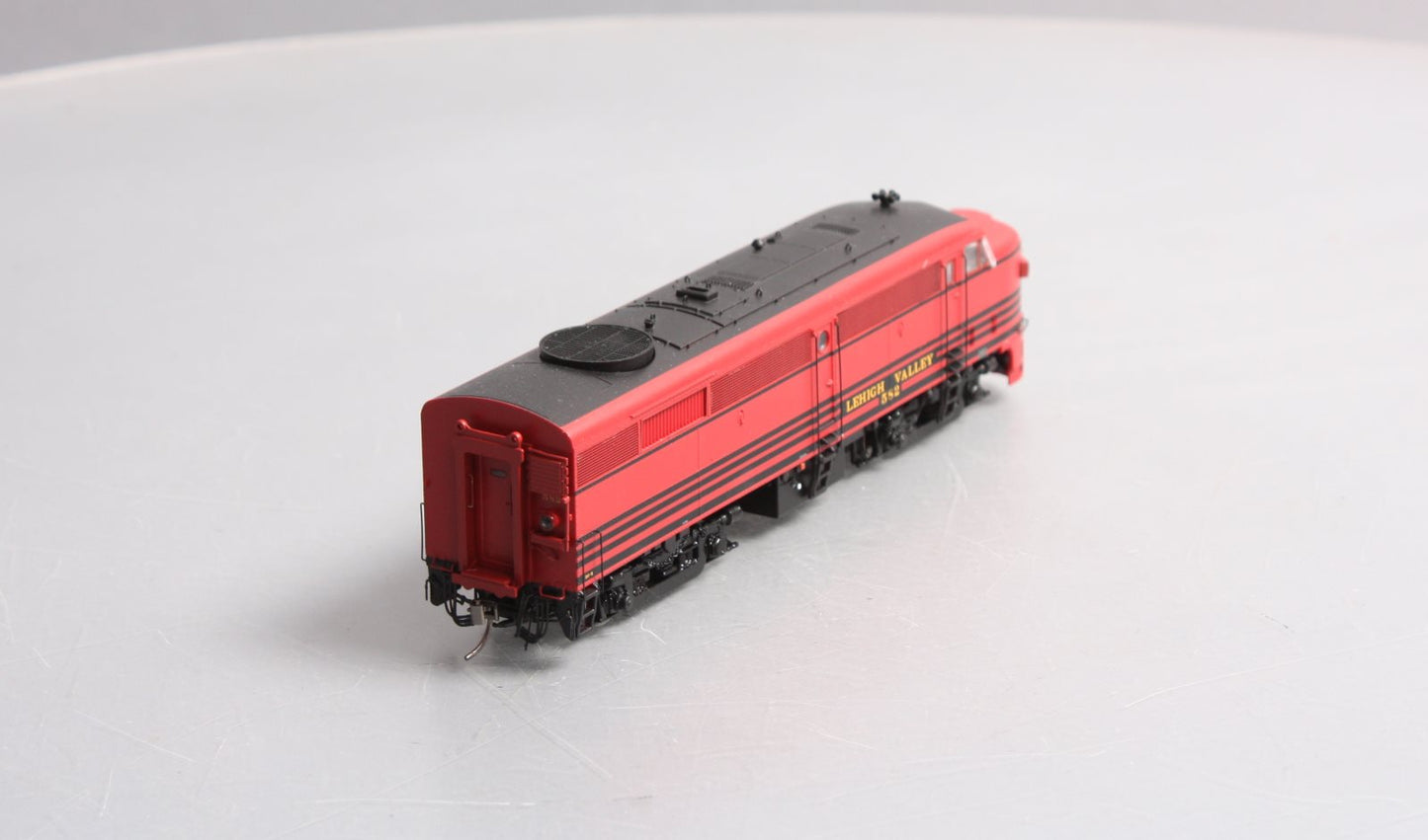 Rapido Trains 21036 HO Lehigh Valley ALCO FA-2 Diesel Loco Standard DC #582
