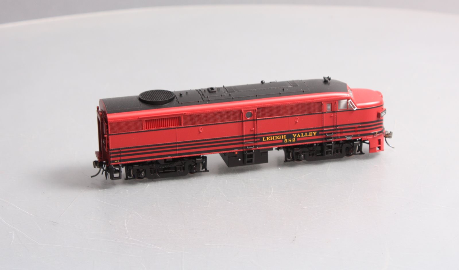 Rapido Trains 21036 HO Lehigh Valley ALCO FA-2 Diesel Loco Standard DC #582