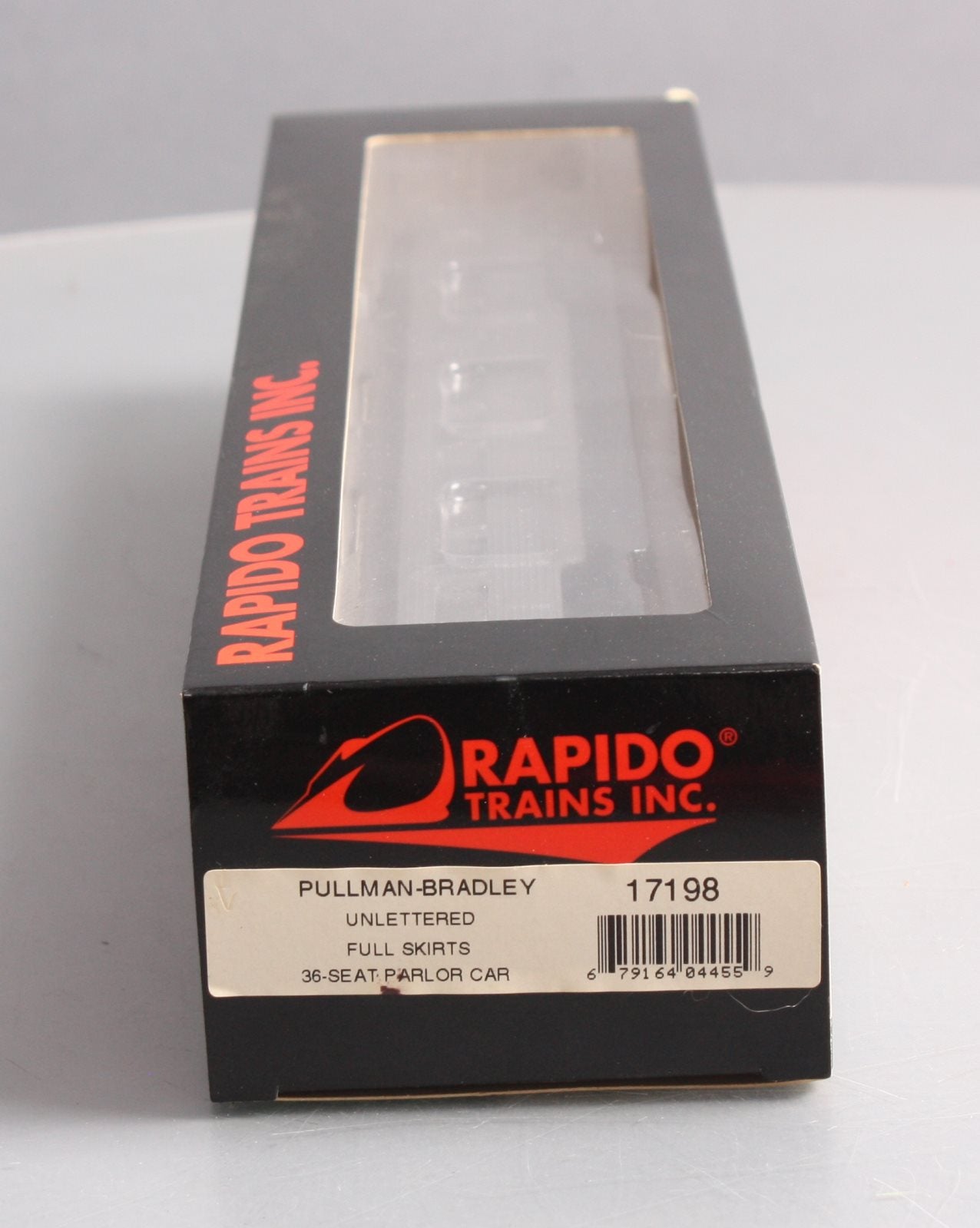 Rapido Trains 17198 HO Scale Unlettered 36-Seat Parlor Car
