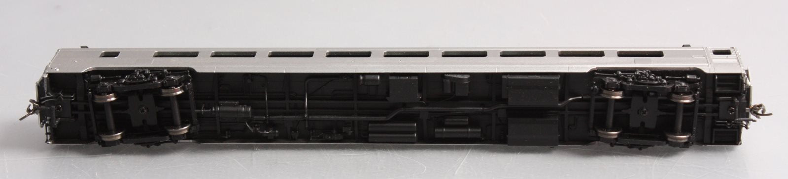 Rapido Trains 17198 HO Scale Unlettered 36-Seat Parlor Car