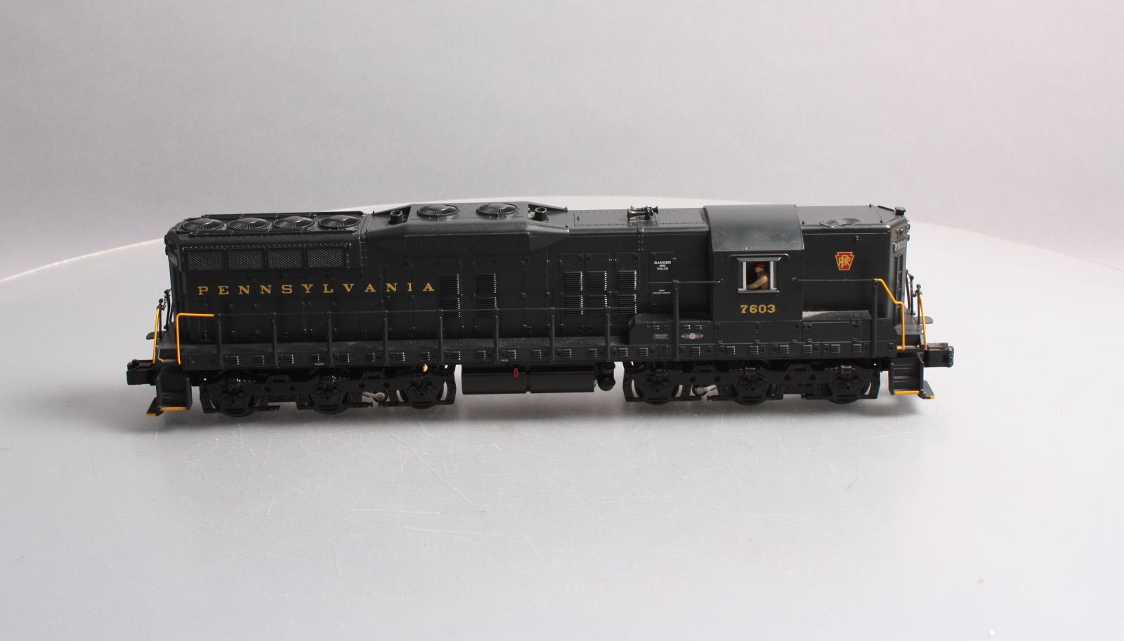 MTH 30-2873-1 Pennsylvania SD-9 Diesel Engine w/Proto-Sound 2.0 #7603