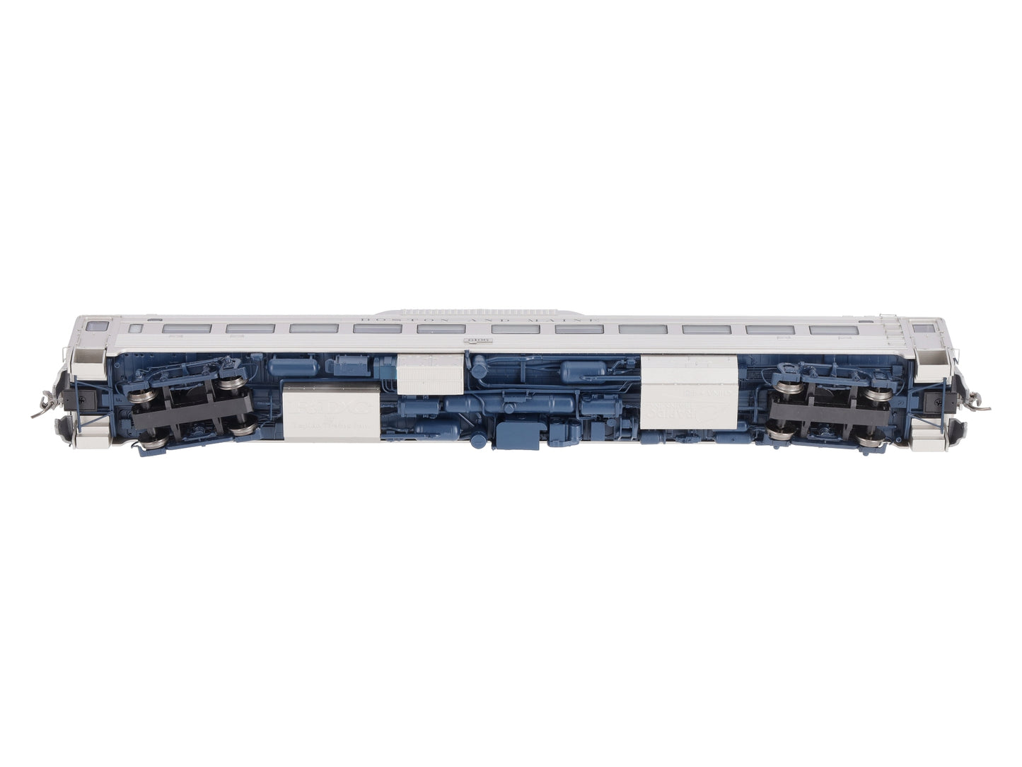 Rapido Trains 16537 HO Boston & Maine Budd RDC-1 Phase 1C #6106