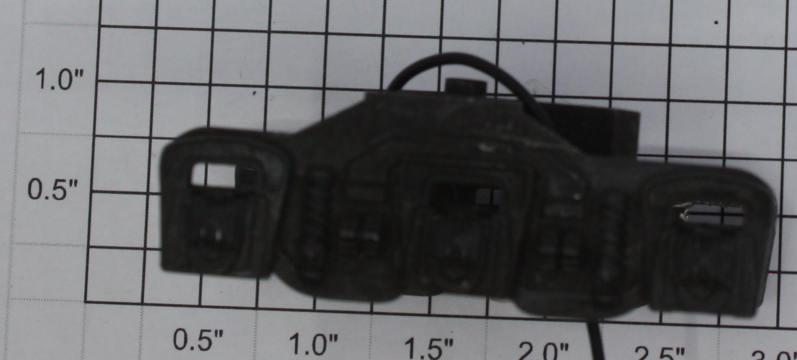 Lionel 690-8002-T50 6-Wheel Plain Truck Frame w/Ground Pickup