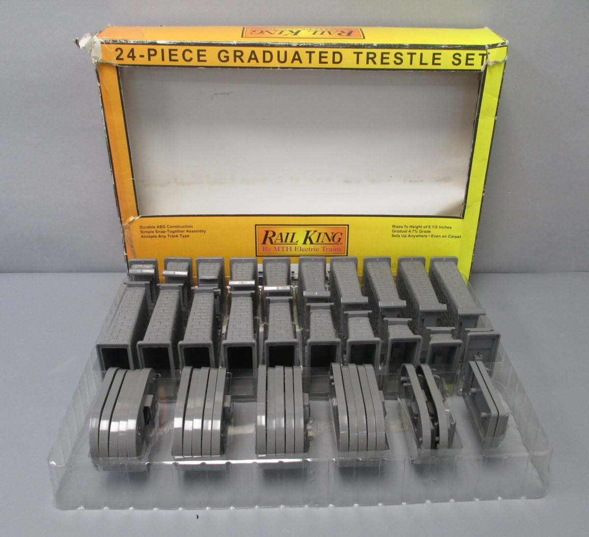 MTH 40-1033 O RealTrax - 24-Piece Graduated Trestle System Set LN/Box