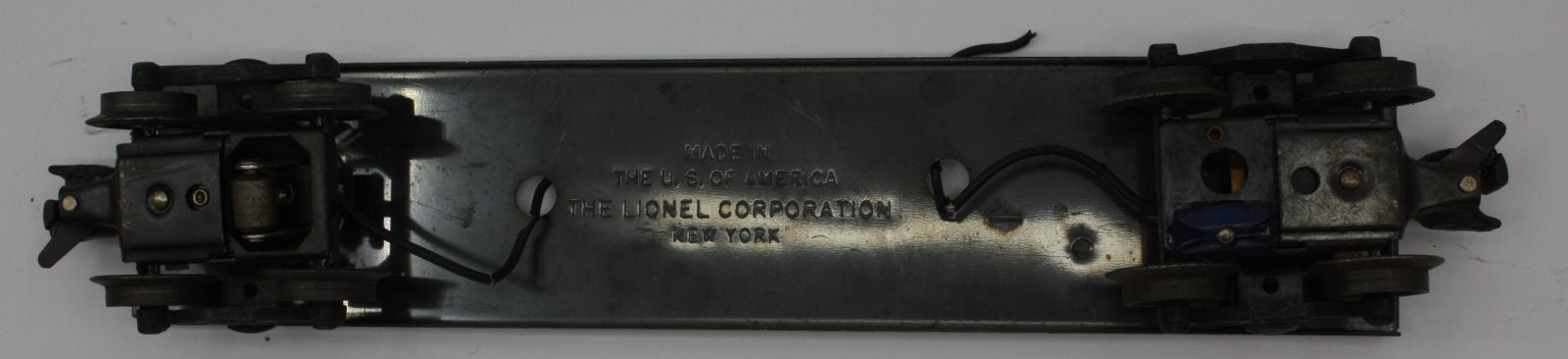 Lionel 3424-01 Brakeman Car Frame with Trucks and Wires