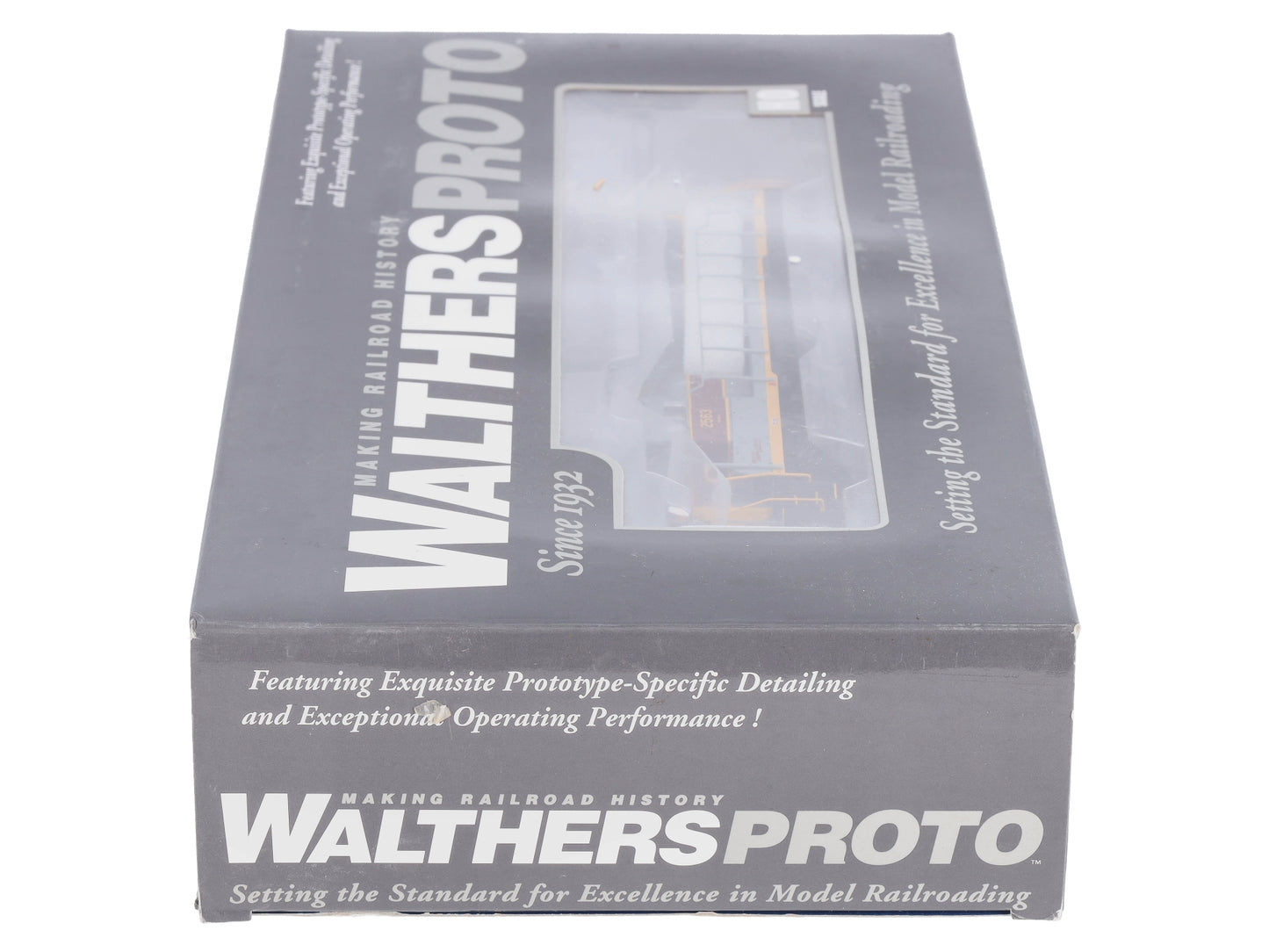 Walthers 920-49156 HO Scale Erie Lackawanna Diesel Locomotive #2563