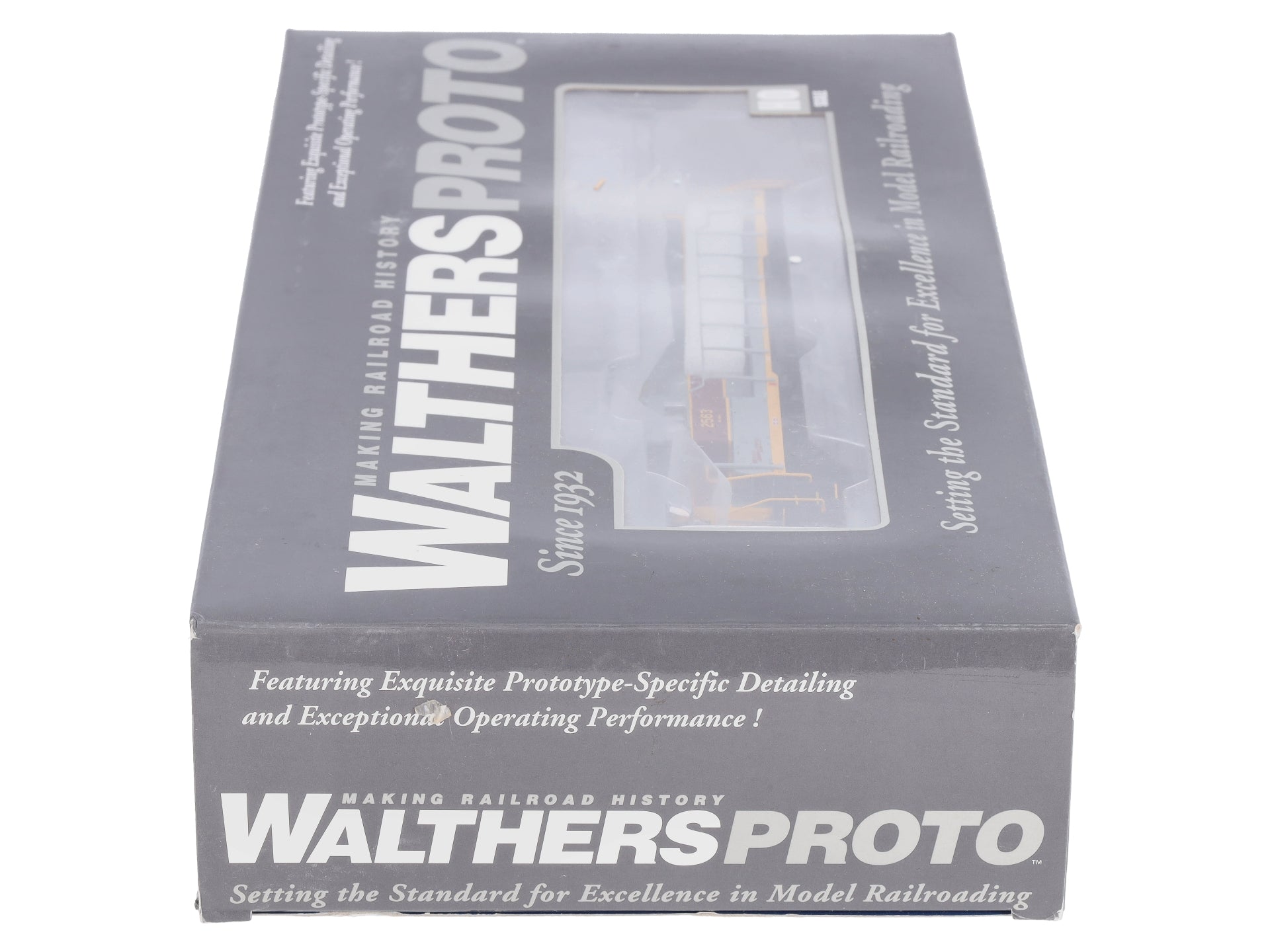 Walthers 920-49156 HO Scale Erie Lackawanna Diesel Locomotive #2563
