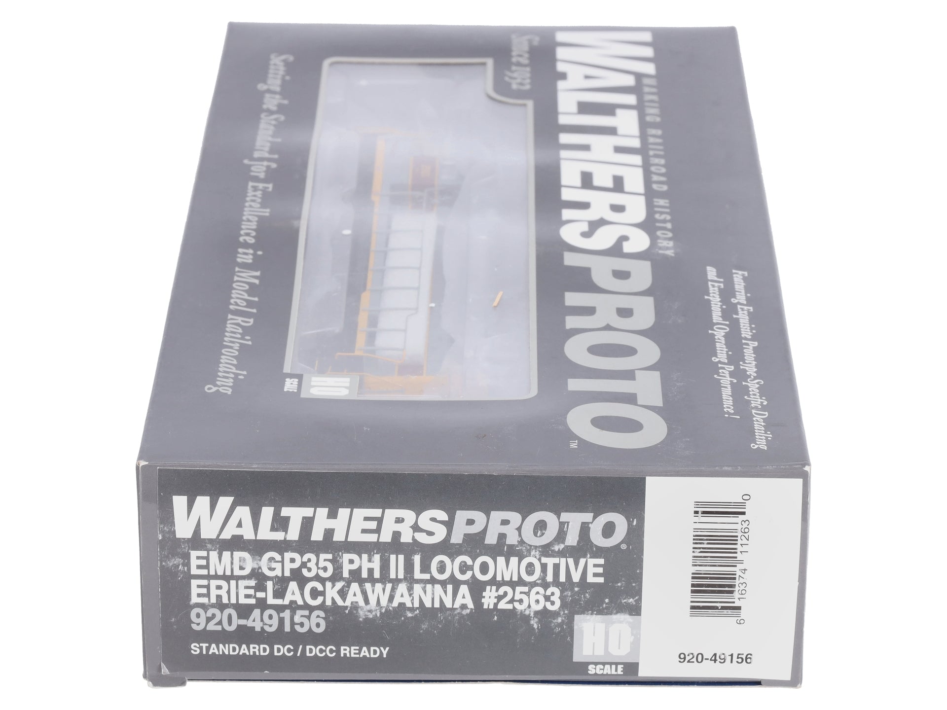 Walthers 920-49156 HO Scale Erie Lackawanna Diesel Locomotive #2563