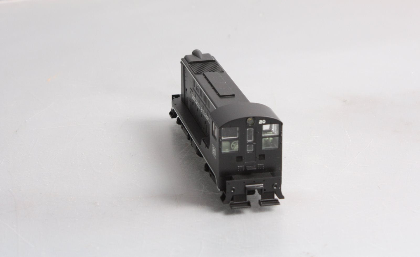 Stewart 4638 HO Louisville & Nashville Diesel Baldwin VO-660 #20 Phase II