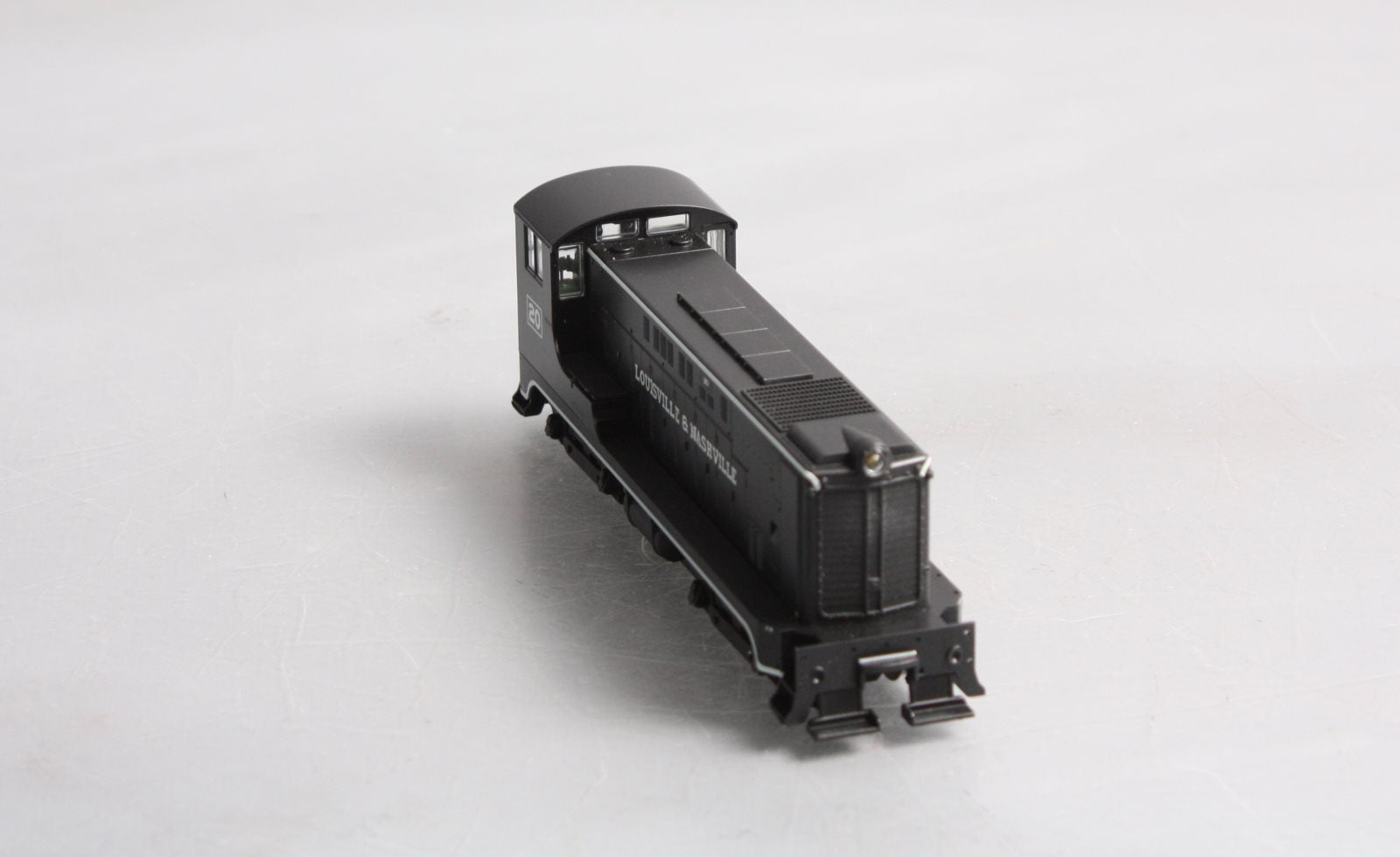 Stewart 4638 HO Louisville & Nashville Diesel Baldwin VO-660 #20 Phase II