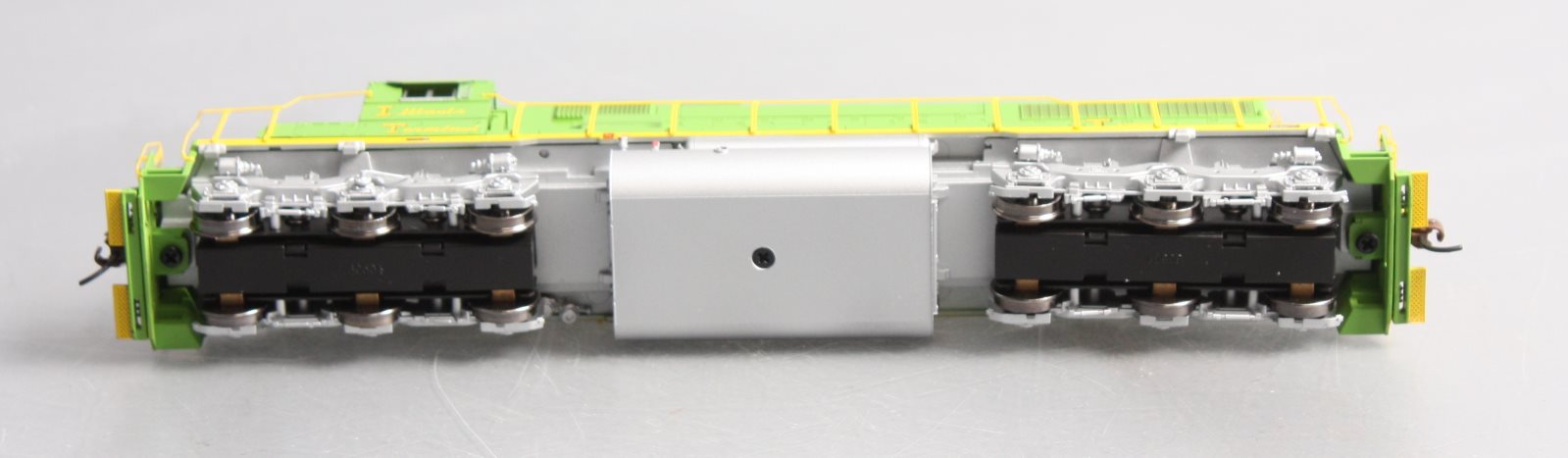 Athearn 98880 HO Illinois Terminal SD39 with DCC & Sound Ready to Run #2304