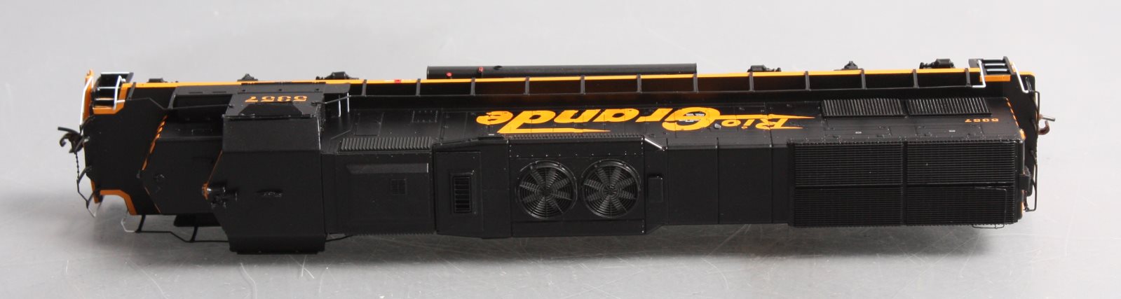 Athearn 95107 HO Scale Rio Grande SD40T-2 Diesel Locomotive #5357 LN/Box