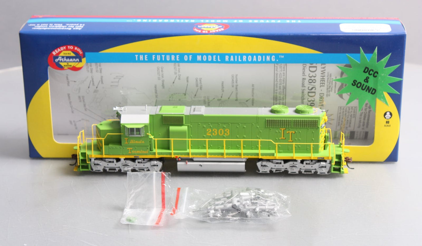 Athearn 98879 HO Illinois Terminal SD39 Diesel Locomotive #2303 w/Sound