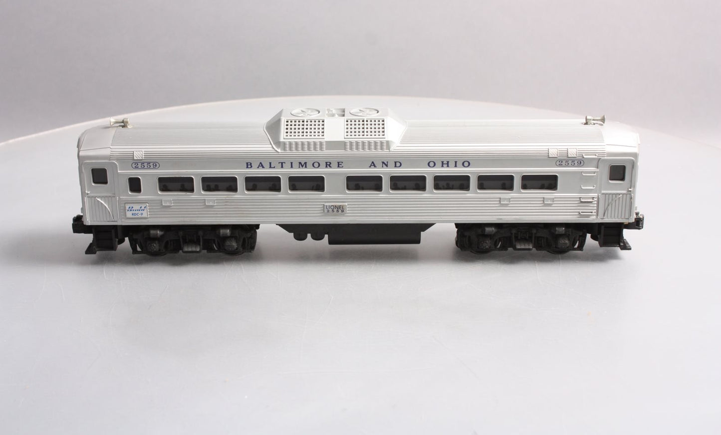 Lionel 2559 Vintage O Baltimore & Ohio RDC Non-Powered Passenger Car